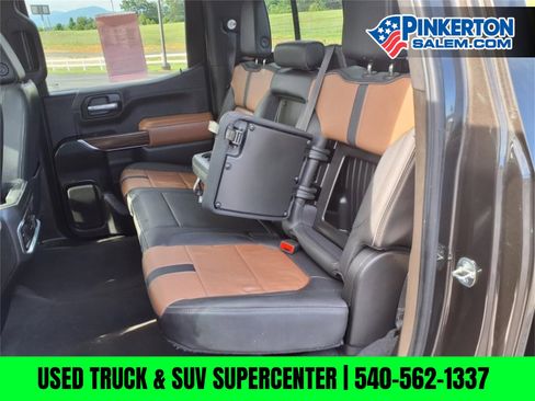 Used 2022 Chevrolet Silverado 1500 High Country w/ Technology Package image 31
