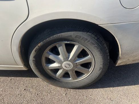 Used 2007 Buick LaCrosse CXL image 5