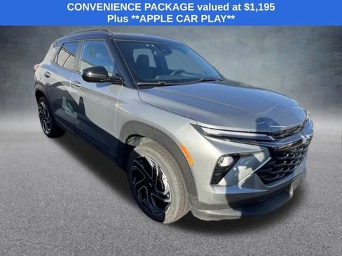 Used 2024 Chevrolet TrailBlazer RS w/ Convenience Package AWD/4WD image 4