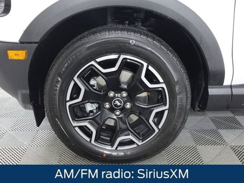 New 2025 Ford Bronco Sport Outer Banks image 13