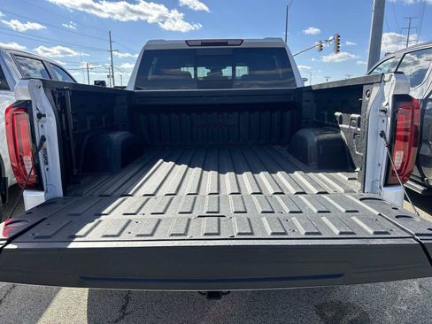 Used 2024 GMC Sierra 1500 SLT w/ SLT Premium Plus Package AWD/4WD image 9