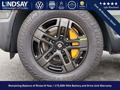 Used 2022 Rivian R1S Launch Edition image 8