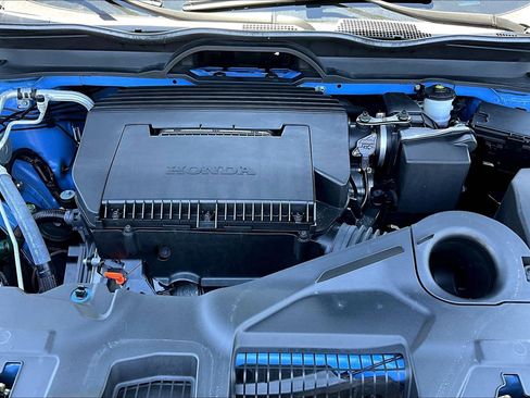 Certified 2025 Honda Pilot TrailSport image 31