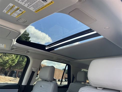 New 2025 Ford Expedition Platinum w/ Platinum Ultimate Package image 13