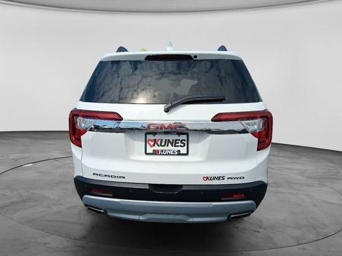 Used 2023 GMC Acadia SLT AWD/4WD image 7