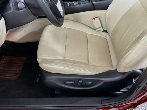 Used 2021 Nissan Maxima 3.5 SV w/ Floor Mat Group FWD image 9