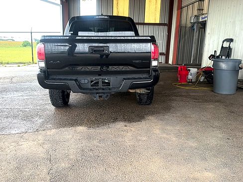 Used 2019 Toyota Tacoma TRD Pro w/ Desert Air Intake Package AWD/4WD image 5