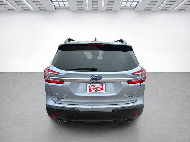 Used 2023 Subaru Ascent Limited w/ Technology Package AWD/4WD image 5