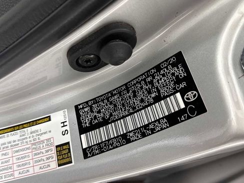 Used 2020 Toyota Corolla LE image 11