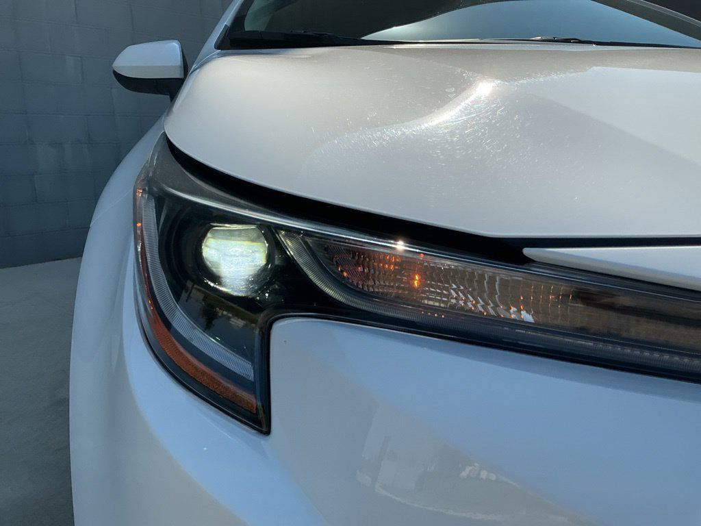 Used 2026 Toyota Corolla LE FWD image 14