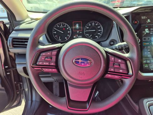 Used 2025 Subaru Crosstrek 2.5i Premium AWD/4WD image 16