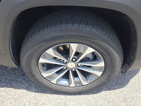 Certified 2026 Chevrolet Equinox LT FWD image 14