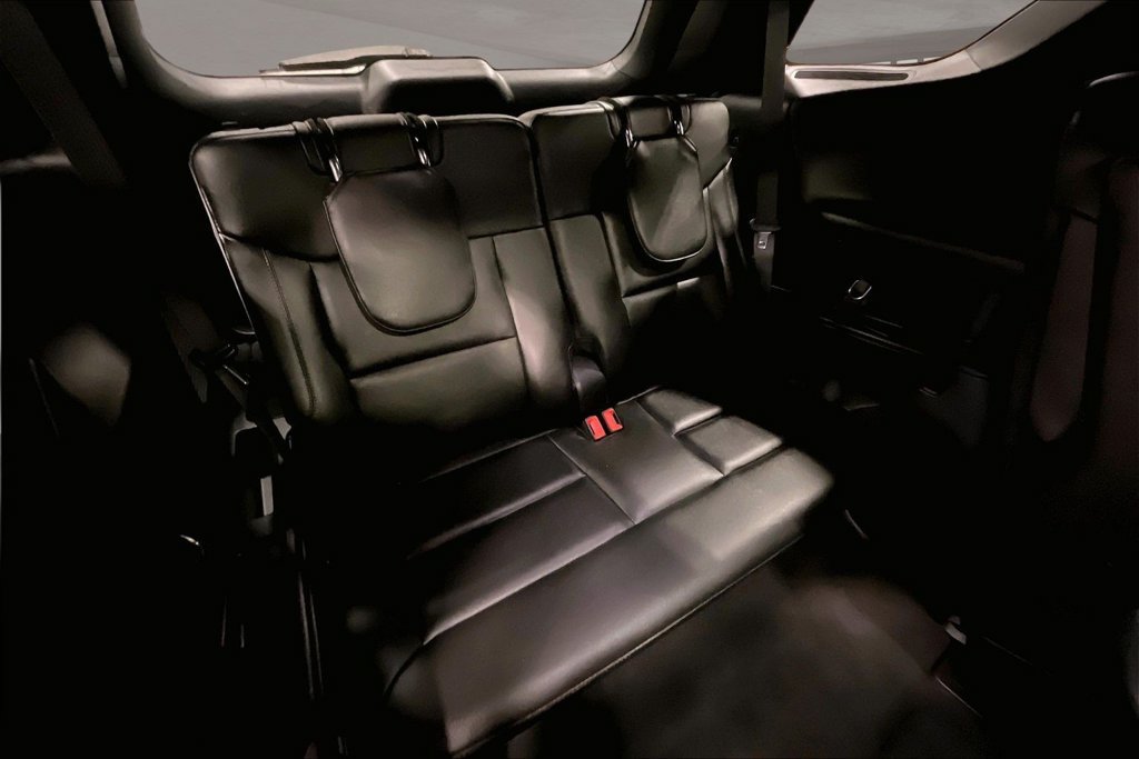 Used 2020 Ford Explorer Limited AWD/4WD image 27