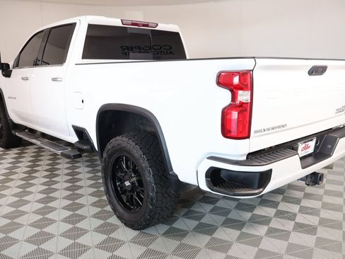 Used 2022 Chevrolet Silverado 2500 High Country w/ Safety Package II AWD/4WD image 22