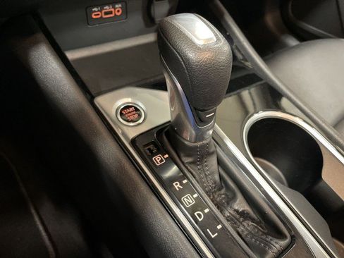 Used 2024 Nissan Altima 2.5 SV image 31