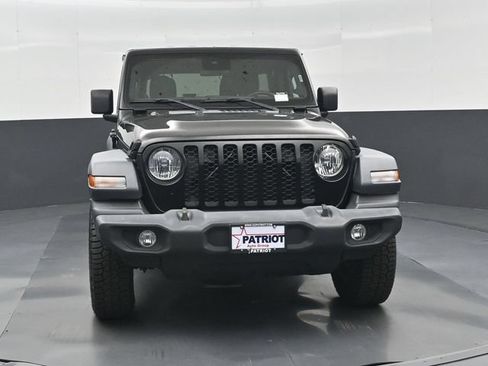 Used 2024 Jeep Wrangler Unlimited Sport AWD/4WD image 34
