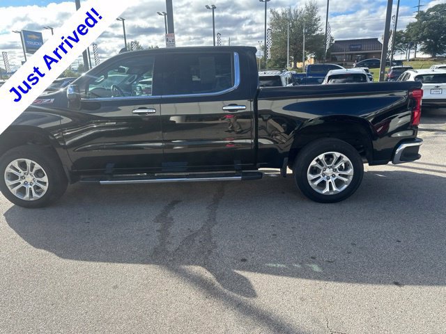 Used 2019 Chevrolet Silverado 1500 LTZ w/ LTZ Plus Package AWD/4WD image 8