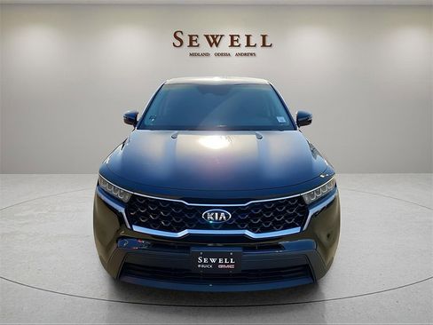 Used 2021 Kia Sorento LX image 8
