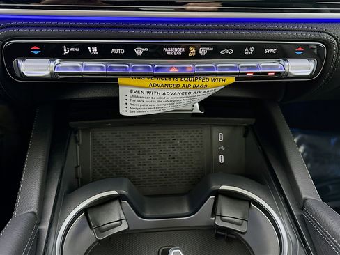 New 2026 Mercedes-Benz GLS 580 4MATIC image 16