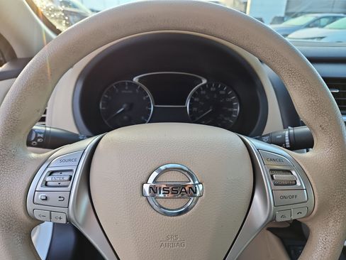 Used 2016 Nissan Altima 2.5 S w/ Power Driver Seat Package image 22