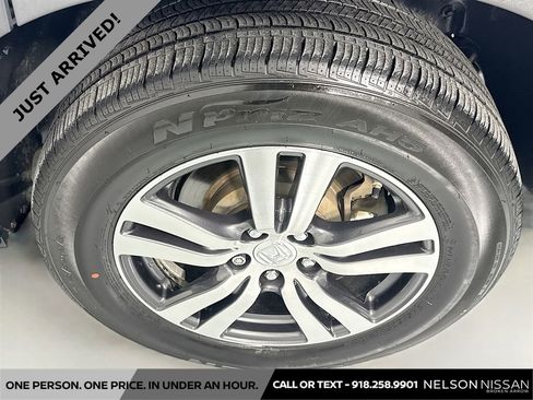 Used 2018 Honda Pilot EX image 30