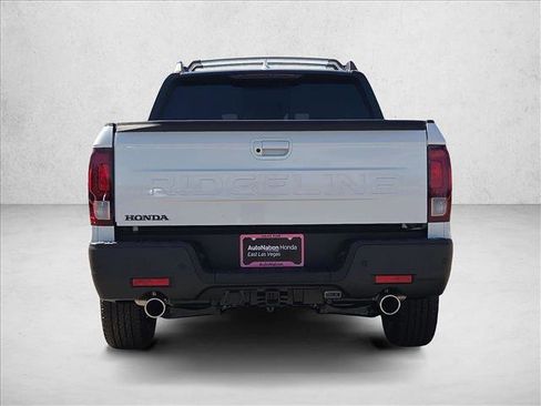 New 2026 Honda Ridgeline Black Edition image 8