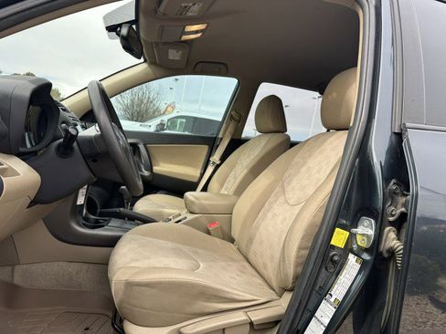 Used 2012 Toyota RAV4 4WD V6 w/ Tow Prep Pkg image 11