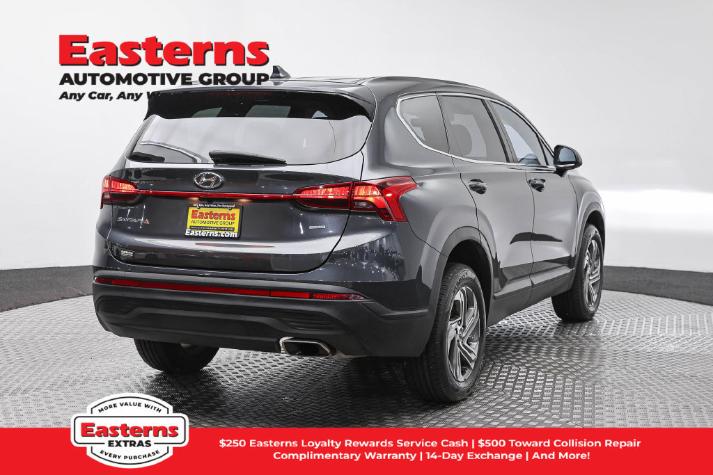 Used 2023 Hyundai Santa Fe SE AWD/4WD image 6