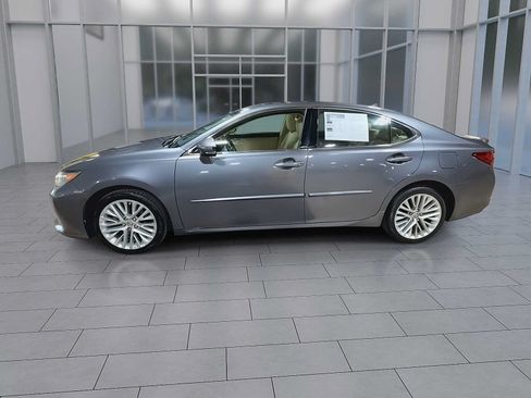 Used 2013 Lexus ES 350 w/ Luxury Pkg FWD image 5