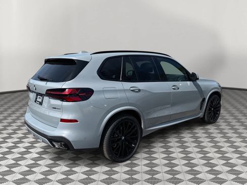 New 2026 BMW X5 sDrive40i w/ M Sport Package image 5