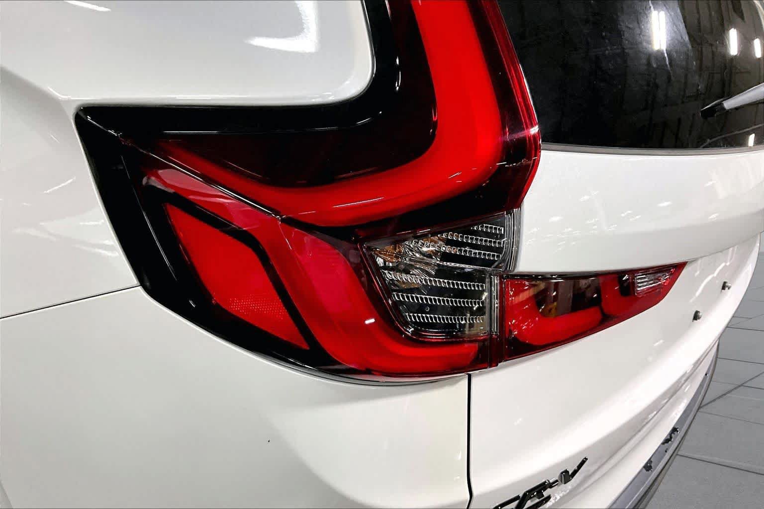 Used 2026 Honda CR-V Sport Touring image 29