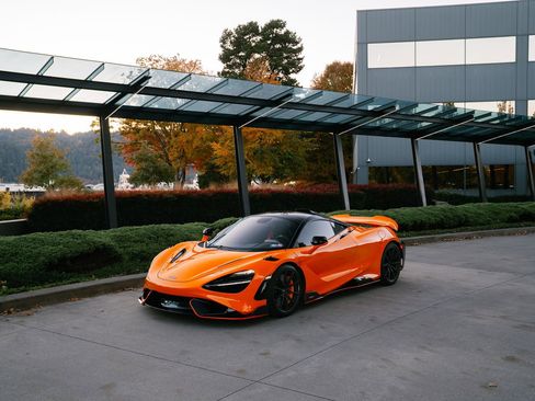 Used 2021 McLaren 765LT RWD image 34