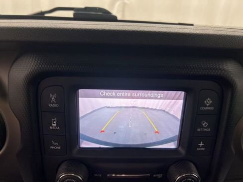 Used 2020 Jeep Wrangler Sport image 14