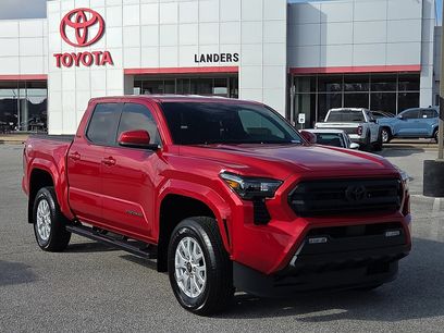 Used 2025 Toyota Tacoma SR5
