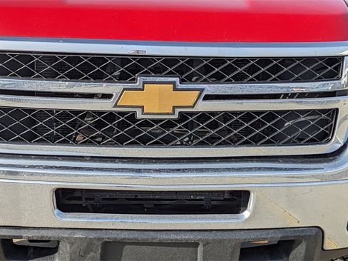 Used 2013 Chevrolet Silverado 2500 LT w/ Interior Plus Package image 9