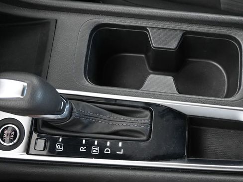 Used 2024 Nissan Sentra SV image 33