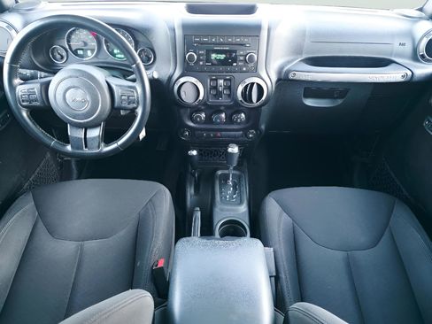 Used 2015 Jeep Wrangler Unlimited Sport w/ Quick Order Package 24S image 17