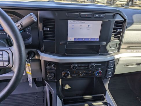 Certified 2024 Ford F250 XLT w/ FX4 Off-Road Package image 23