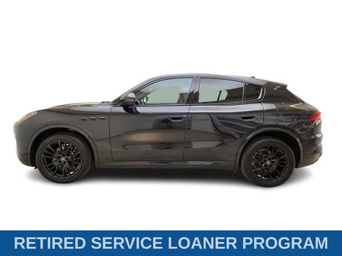 Used 2025 Maserati Grecale Modena AWD/4WD image 10