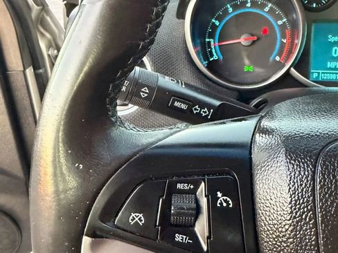 Used 2012 Chevrolet Cruze LT image 18