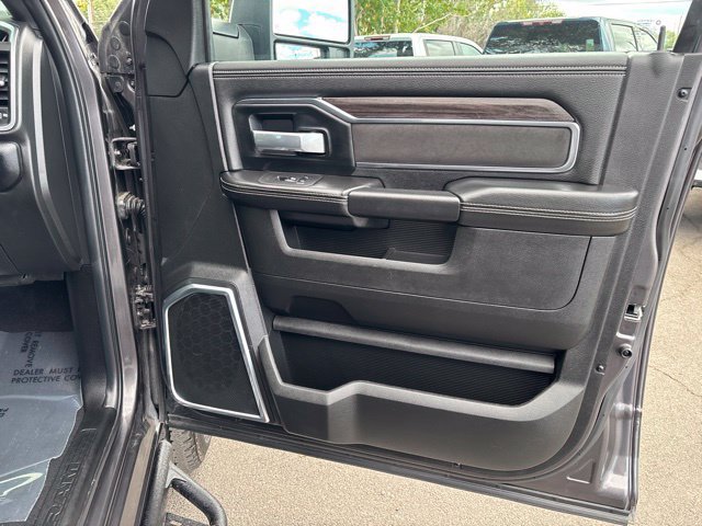 Used 2026 RAM 2500 Laramie AWD/4WD image 19