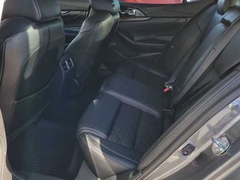 Used 2017 Nissan Maxima Platinum image 8