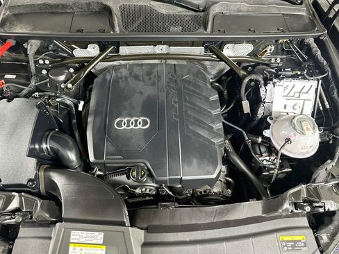 Used 2023 Audi Q5 2.0T Premium w/ Convenience Package AWD/4WD image 35
