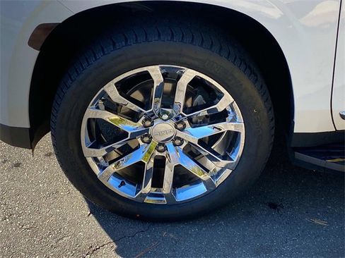 Used 2021 GMC Yukon Denali image 6