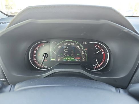 Used 2023 Toyota RAV4 XLE Premium image 23