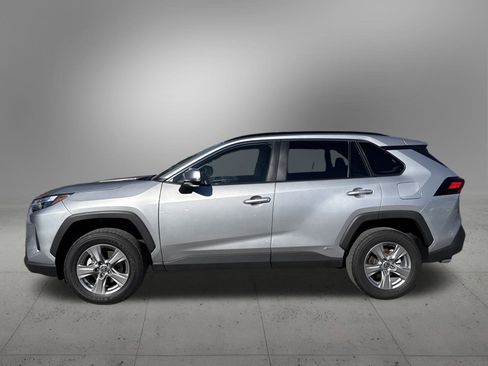 Used 2024 Toyota RAV4 XLE image 2