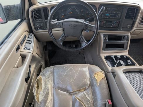 Used 2004 Chevrolet Silverado 2500 LT RWD image 26