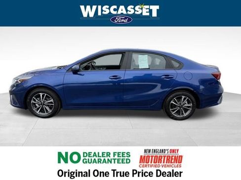 Used 2024 Kia Forte LXS w/ LXS Technology Package image 2