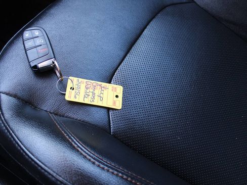 Used 2018 Jeep Compass Limited image 21