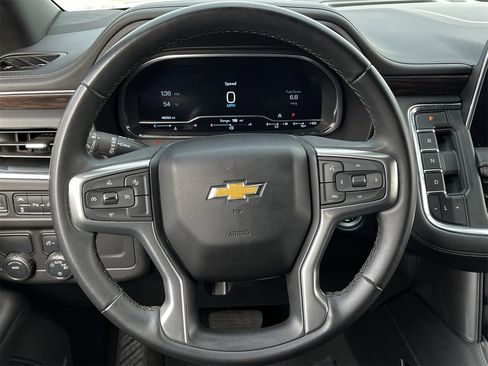 Used 2024 Chevrolet Suburban LT image 11